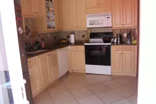 455 NW 68th Ave, Plantation, FL 33317 - Photo 12