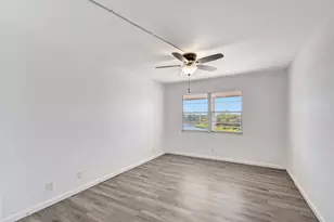 4015 Cornwall A, Boca Raton, FL 33434 - Photo 14