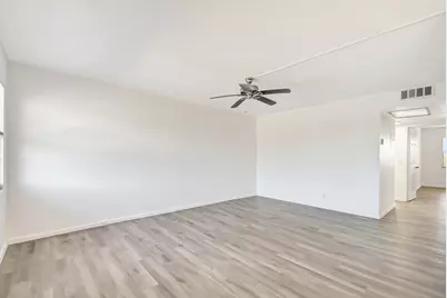 4015 Cornwall A, Boca Raton, FL 33434 - Photo 6