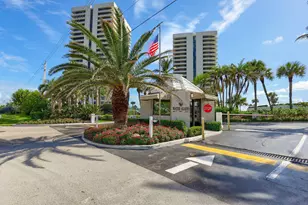 5550 N Ocean Dr, Singer Island, FL 33404 - Photo 60