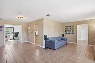 128 Barberton Rd, Lake Worth, FL 33467 - Photo 16