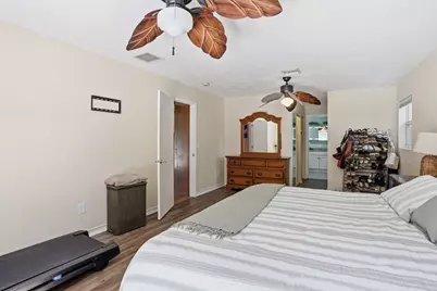 128 Barberton Road, Lake Worth, FL 33467 - Photo 22