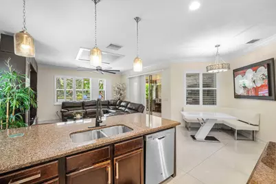 11565 Mantova Bay Circle, Boynton Beach, FL 33473 - Photo 18