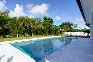11823 Lake Shore Pl, North Palm Beach, FL 33408 - Photo 18