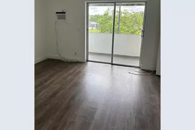 218 Windsor J, West Palm Beach, FL 33417 - Photo 4