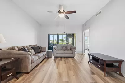 6901 SE Constitution Boulevard #102, Hobe Sound, FL 33455 - Photo 10