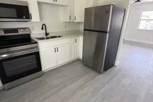 1016 Palm Beach Lakes Blvd, West Palm Beach, FL 33401 - Photo 2