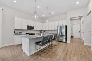 8427 W Blue Spring Dr, Parkland, FL 33067 - Photo 10