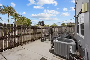 4656 NW 9th Dr, Plantation, FL 33317 - Photo 10