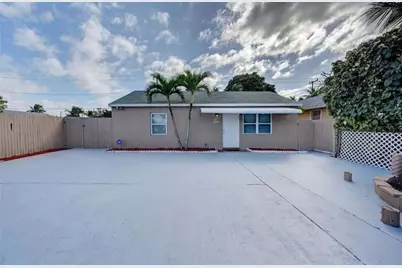 952 30th Street, West Palm Beach, FL 33407 - Photo 1