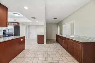 232 Gleneagles Dr, Lake Worth, FL 33462 - Photo 18