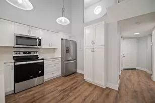 832 NW 92nd Ave, Plantation, FL 33324 - Photo 4