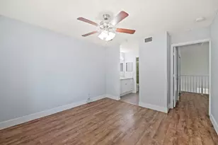 832 NW 92nd Ave, Plantation, FL 33324 - Photo 16