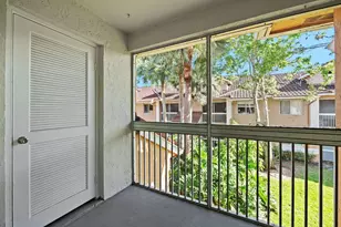 832 NW 92nd Ave, Plantation, FL 33324 - Photo 10