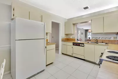 1600 SE Saint Lucie Boulevard SE #211, Stuart, FL 34996 - Photo 16