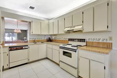 1600 SE Saint Lucie Boulevard SE #211, Stuart, FL 34996 - Photo 14
