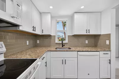 1650 SE Green Acres Circle #E103, Port Saint Lucie, FL 34952 - Photo 8