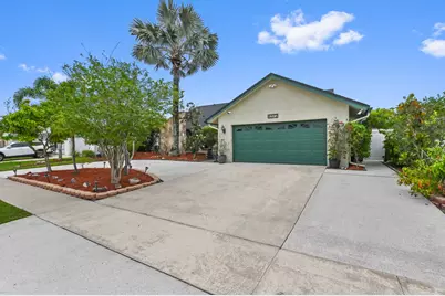 8372 Myakka Court, Lake Worth, FL 33467 - Photo 2