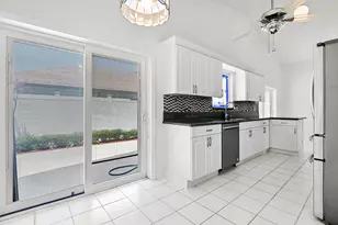8372 Myakka Ct, Lake Worth, FL 33467 - Photo 12