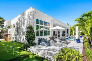 823 W Oyster Ln, Lantana, FL 33462 - Photo 18