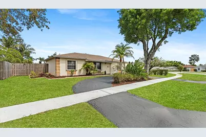 19612 Montana Lane, Boca Raton, FL 33434 - Photo 4