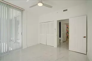 9805 NW 52nd St, Doral, FL 33178 - Photo 18