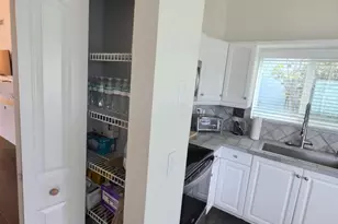 3931 Island Club Cir W, Lake Worth, FL 33462 - Photo 18