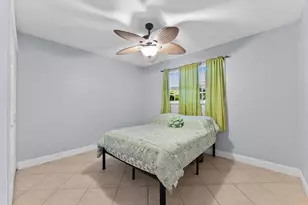 2831 N Seacrest Blvd, Boynton Beach, FL 33435 - Photo 12