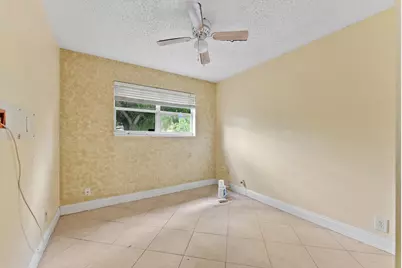 2831 N Seacrest Boulevard, Boynton Beach, FL 33435 - Photo 14