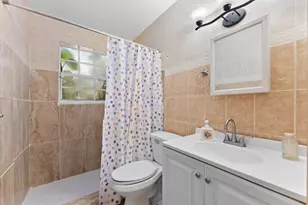 2831 N Seacrest Blvd, Boynton Beach, FL 33435 - Photo 16