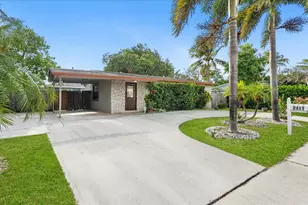 2831 N Seacrest Blvd, Boynton Beach, FL 33435 - Photo 2