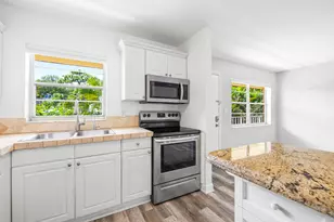 5162 NE 6th Ave, Oakland Park, FL 33334 - Photo 14