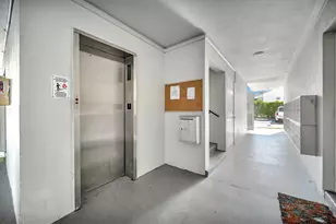400 SE 10th St, Deerfield Beach, FL 33441 - Photo 22