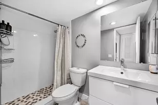 400 SE 10th St, Deerfield Beach, FL 33441 - Photo 10