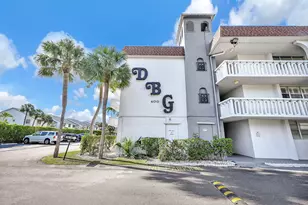 400 SE 10th St, Deerfield Beach, FL 33441 - Photo 34