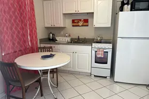 1315 N Ocean Dr, Hollywood, FL 33019 - Photo 8