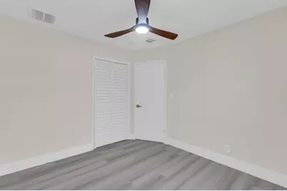 100 NE 26th Court, Pompano Beach, FL 33064 - Photo 24