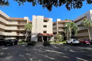 1811 Sabal Palm Dr, Davie, FL 33324 - Photo 2