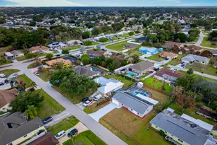 214 SE Duval Ave, Port Saint Lucie, FL 34983 - Photo 4