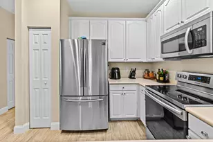 3043 Grandiflora Dr, Greenacres, FL 33467 - Photo 18