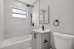 3830 SW 30th St, Hollywood, FL 33023 - Photo 12