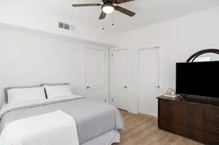 817 Tyler St, Hollywood, FL 33019 - Photo 4