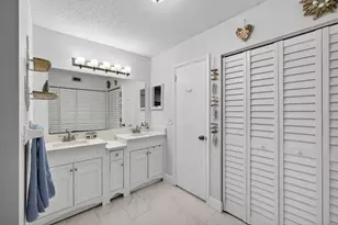 390 Golfview Rd, North Palm Beach, FL 33408 - Photo 20
