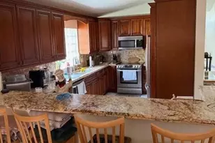 20525 SW 2nd St, Pembroke Pines, FL 33029 - Photo 6