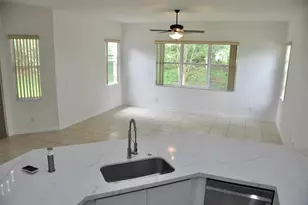 19496 S Whitewater Ave, Weston, FL 33332 - Photo 8