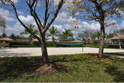 19496 S Whitewater Avenue, Weston, FL 33332 - Photo 30