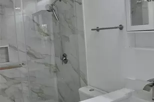 19496 S Whitewater Ave, Weston, FL 33332 - Photo 16
