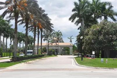 19496 S Whitewater Avenue, Weston, FL 33332 - Photo 1