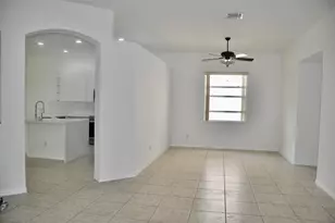 19496 S Whitewater Ave, Weston, FL 33332 - Photo 6