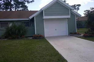1350 SE La Haven Ct, Port Saint Lucie, FL 34952 - Photo 2